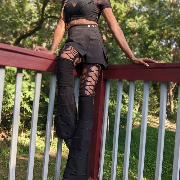 Obsidian Black Bell Bottom Leg Warmers $65 @ LimitlessIndigo.com - Picture 5 of 6